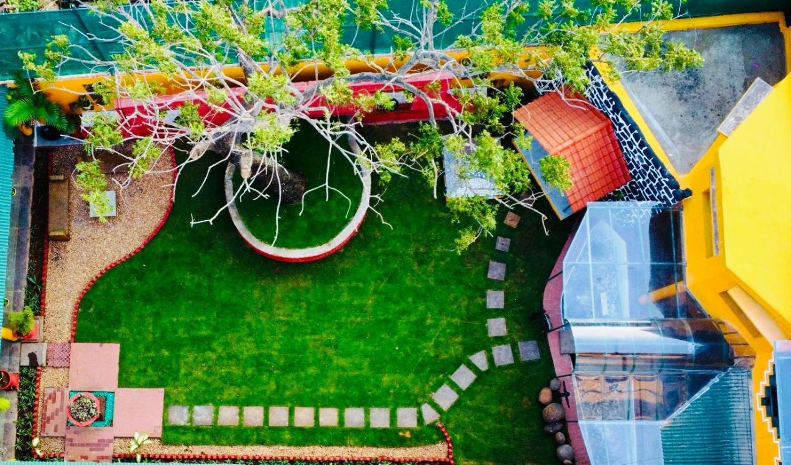 מלון פונדיצ'רי La Courtyard מראה חיצוני תמונה